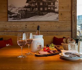 Chalet-Maierl-Alm-Urlaub-am-Berg-Kitzbühel-Kirchberg-in-Tirol