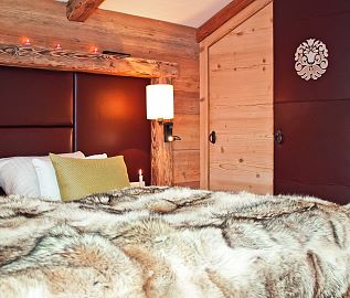 Maierl-Alm-Chalet-für-Hochzeiten-Urlaub-am-Berg